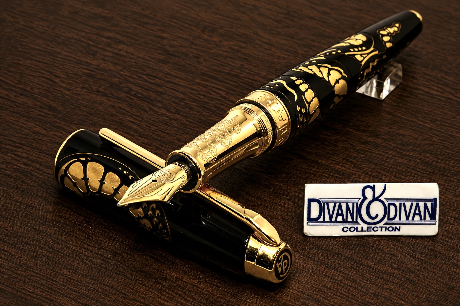 Caran d'Ache Year of the Snake Edition - Imagen 3